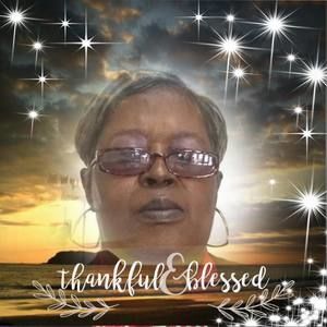 Meet your Posher, Constance